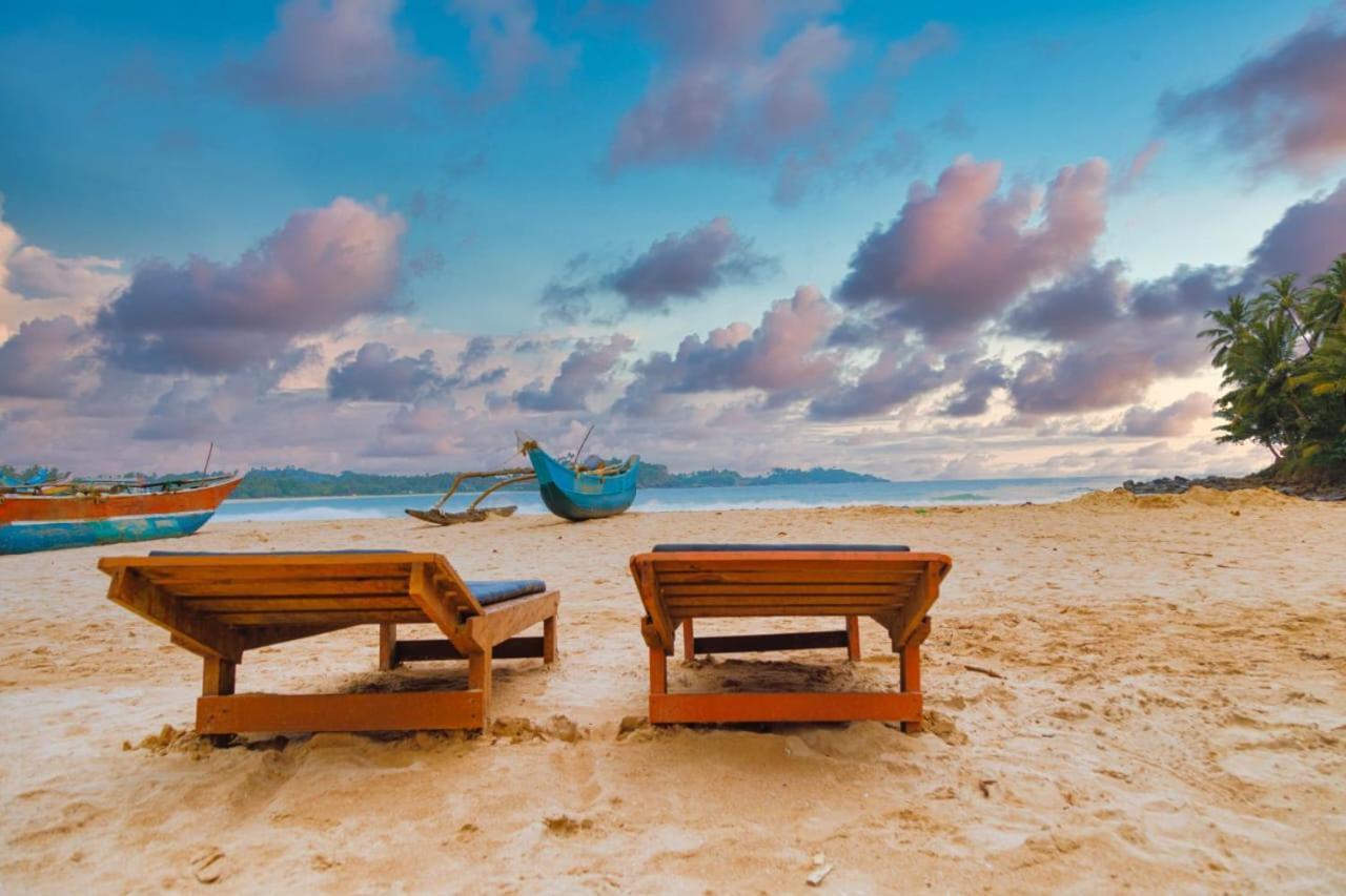 Talalla Ocean Beach Bungalow 마타라 외부 사진