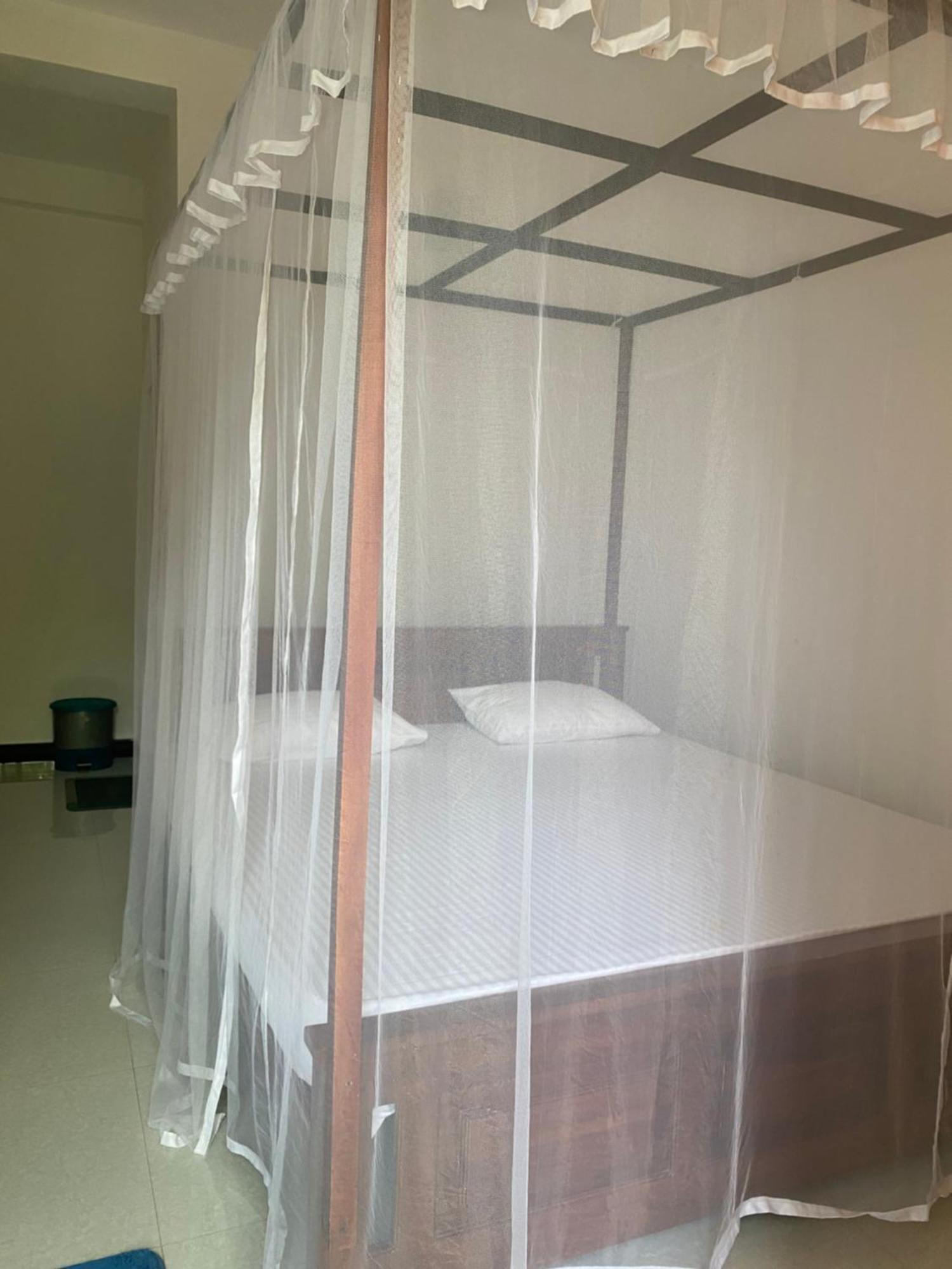 Talalla Ocean Beach Bungalow 마타라 외부 사진